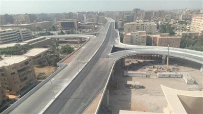 وزير الإسكان يتابع موقف تنفيذ مشروع محور عمرو بن العاص الحر بمحافظة الجيزة