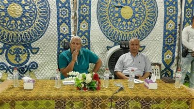 محافظ الوادي الجديد يعقدُ لقاءً جماهيريًا مع أهالي 