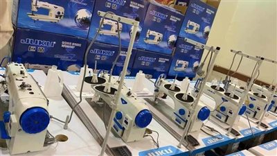 برنامج فرصة يسلم ماكينات خياطة لـ13 مستفيدة بالمنيا