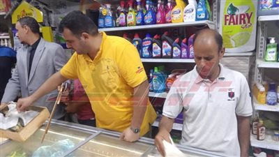 تحرير 195 محضرًا تموينيًا متنوعًا لأصحاب المخابز والمحال التجارية