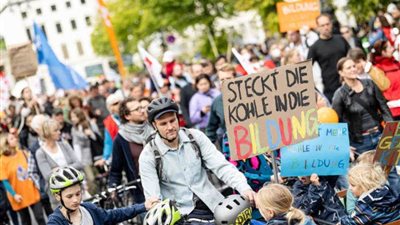 آلاف يتظاهرون في ألمانيا للمطالبة بنظام تعليمي أفضل