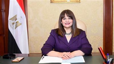    وزيرة الهجرة تترأس لجان المرحلة الأخيرة لاختيار المتقدمات لبرنامج تأهيل المصريات بالخارج للقيادة