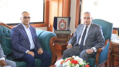 محافظ سوهاج يستقبل رئيس الهيئة العامة لقصور الثقافة