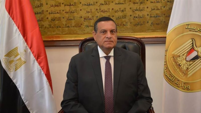 وزير التنمية المحلية