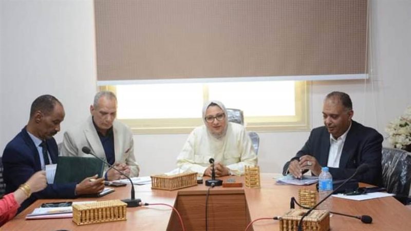 نائب المحافظ تبحث