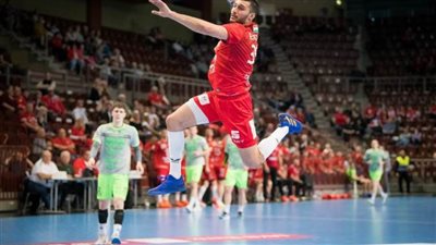 يحيى الدرع يجدد تعاقده مع فيزبريم المجري حتى 2026