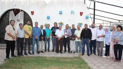 حاتم الرومى يطالب بمبادرة وطنية لتدريب الشباب على إنشاء مشروعات صديقة للبيئة