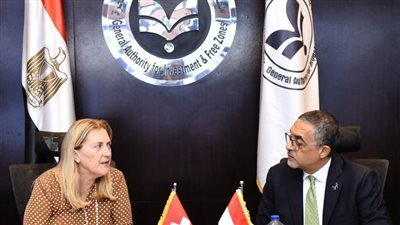رئيس هيئة للاستثمار ووزيرة الشؤون الاقتصادية السويسرية يبحثان إنشاء لجنة اقتصادية مشتركة