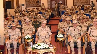 عاجل..رئيس الأركان يشهد مشروع مراكز قيادة خارجى ذو مستويين بالجيش الثانى 