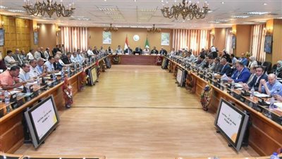 محافظ الشرقية يؤكد ضرورة الاستفادة من التكنولوجيا الحديثة التي تمتلكها الصين