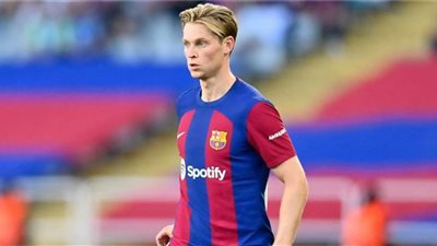 برشلونة يوضح الحالة الصحية للاعبه دي يونج