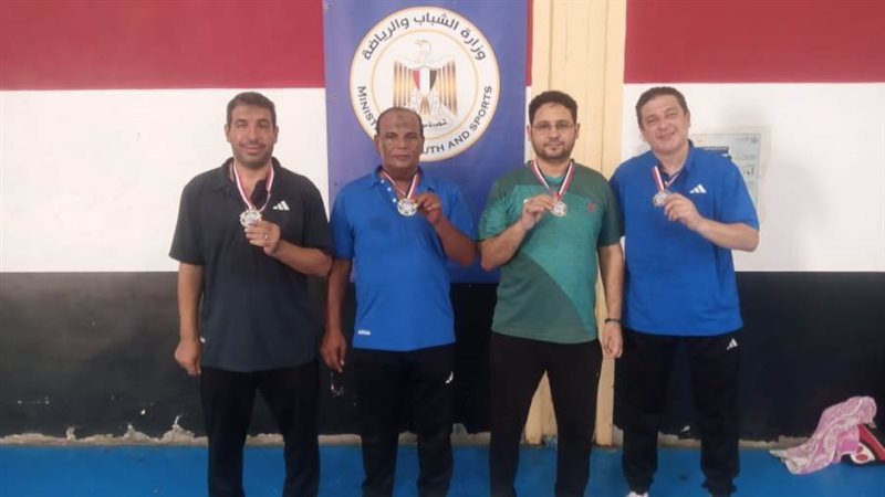 تعليم البحيرة يحصد