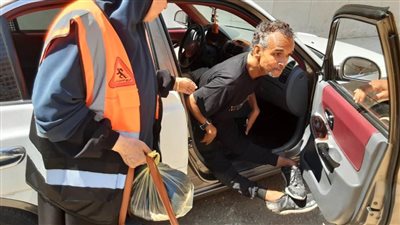 محافظ أسيوط تقديم المساعدة لشخصين بلا مأوى وإيداعهما بدار رعاية اجتماعية