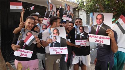 لليوم الرابع على التوالي.. توافد المواطنين على مقرات الشهر العقاري لعمل توكيلات تأييد للرئيس