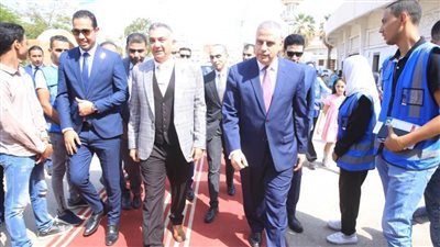 محافظ سوهاج يشهد حفل إطلاق مبادرة 