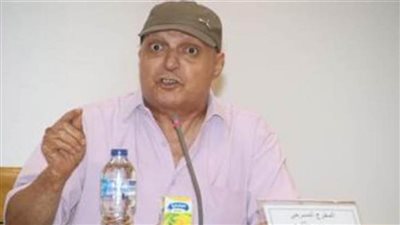 وفاة المخرج المسرحي حمدي طلبة عن عمر ناهز 68 عاما