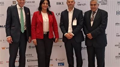 نائب وزير السياحة والآثار لشؤون السياحة تعقد عددًا من اللقاءات المهنية 