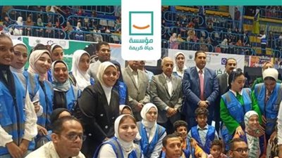 مؤسسة حياة كريمة تسلم 60 كرسيا متحركا لذوي الهمم في محافظة السويس