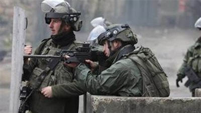 إصابة شابين فلسطينيين برصاص الاحتلال الإسرائيلي في مدينتي البيرة والقدس