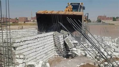 إزالة 127 حالة تعد على أراضٍ زراعية وأملاك دولة بالمنيا