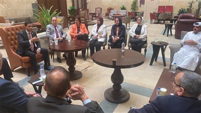 أمين عام حماة الوطن يقود نواب الحزب لعمل نماذج التزكية لترشيح السيسي