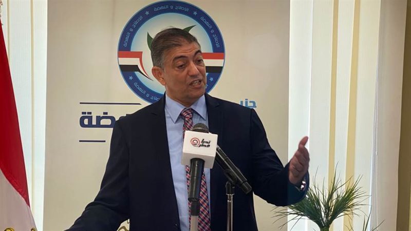 هشام عبدالعزيز