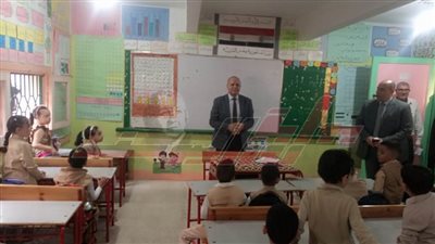 عبدالله يشدد على ممارسة الأنشطة بمختلف أنواعها بمدارس كفر الشيخ
