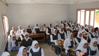 انتظام الدراسة في أول أيامها بمدارس محافظة البحيرة