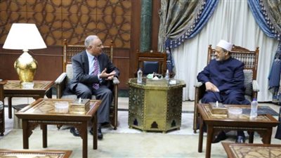 شيخ الأزهر يستقبل سفير مصر الجديد لدى بنجلاديش ويُوصِيه بوضع ملف طلَّاب الأزهر الوافدين في مقدَّمة أولوياته