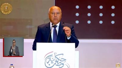 عاجل| وزير النقل: القطار الكهربائي الخفيف أنسب وسيلة مواصلات نقل جماعي لمساره