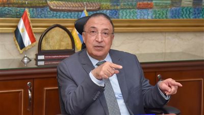 محافظ الإسكندرية يتابع انطلاق بداية العام الدراسي الجديد