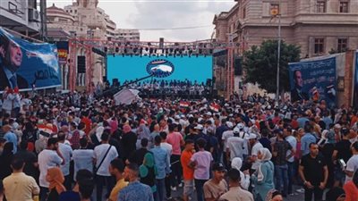 الآلاف يحتشدون بميدان القائد إبراهيم بالإسكندرية احتفالا بنصر أكتوبر ودعم الرئيس السيسي