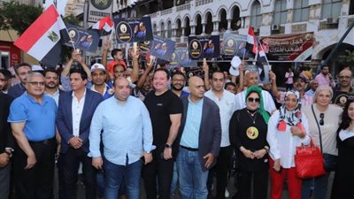 الآلاف يشاركون في مسيرة الأعلى للأمناء والآباء والمعلمين لتأييد ترشح السيسي لفترة رئاسية جديدة