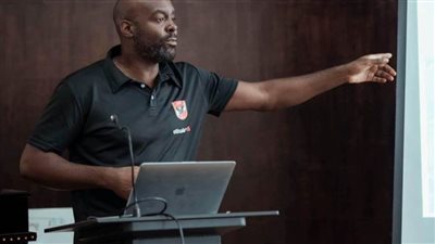 مدرب يد الأهلي: الخبرة سلاحنا في بطولة إفريقيا.. ولن نتنازل عن اللقب