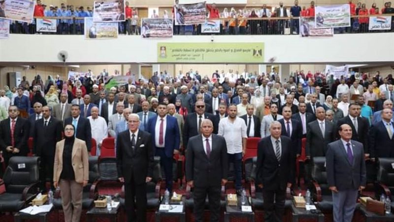 الوادي الجديد تحتفل