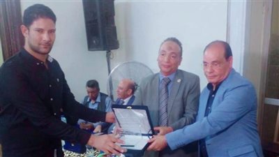 «الأحرار الاشتراكيين» يكرم أمين عام الإعلام بالحزب لمجهوداته المبذولة خلال الفترة الماضية