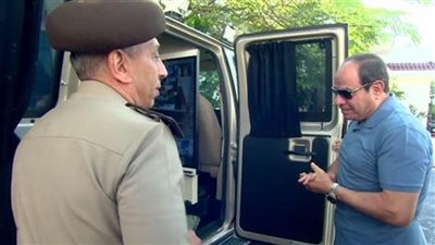 عاجل.. الرئيس السيسي يتفقد مركز التحكم المركزي للشبكة الوطنية الموحدة لخدمات الطوارئ