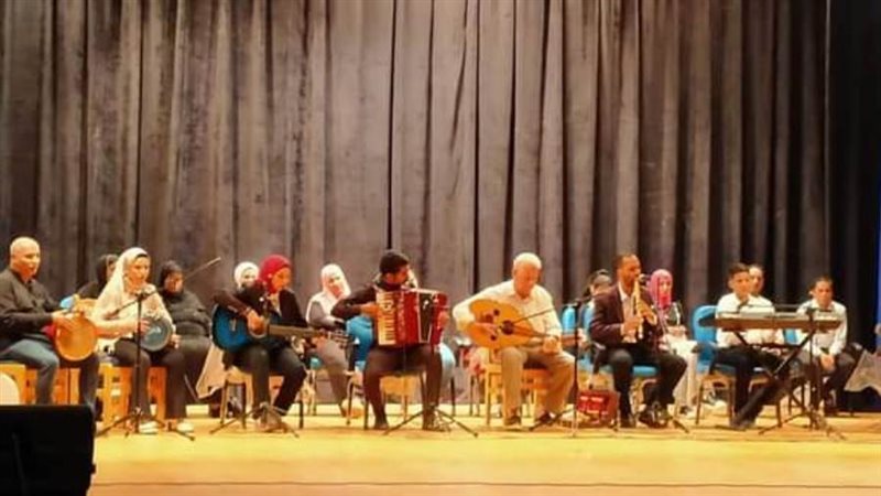 ورش حكي واغاني وطنيه