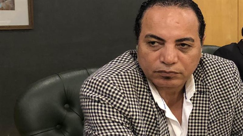 الكاتب الصحفى جمال