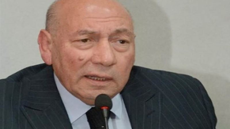 الدكتور أحمد جمال