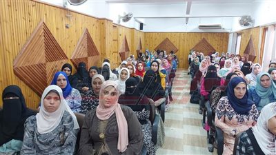 توعية المرأة بالسلوكيات البيئية الصحيحة بكفر الشيخ لمواجهة التغيرات المناخية