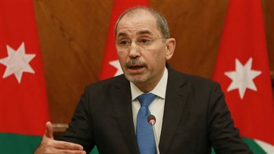 وزير خارجية الأردن يطلع مجلس الوزراء على جهود وقف التصعيد في غزة