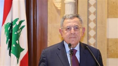 السنيورة يدعو لعدم توريط لبنان في اشتباك مع إسرائيل