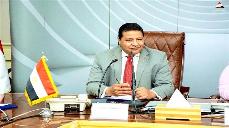 السفير مصطفي الشربيني