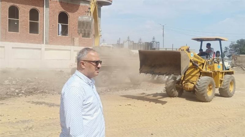 وكيل الشباب يتابع