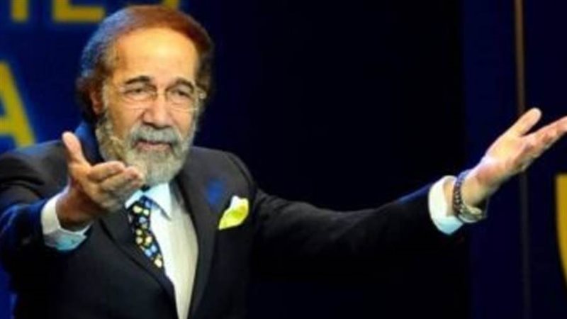 الفنان الكبير الراحل