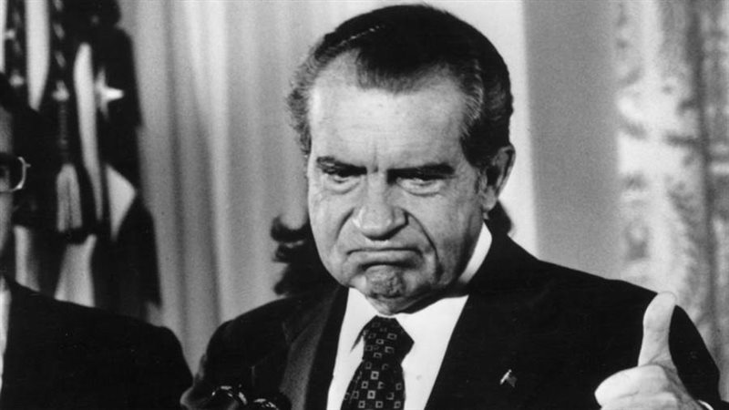 الرئيس الأمريكي نيكسون