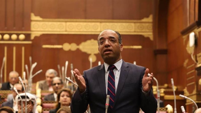 على مهران رئيس لجنة