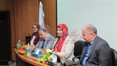 ورشة عمل تدريبية لتدريب المقيمين لجائزة التميز الداخلية بجامعة كفر الشيخ