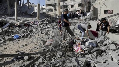 استشهاد ثمانية فلسطينيين غالبيتهم أطفال في غارة إسرائيلية على منزل في خان يونس